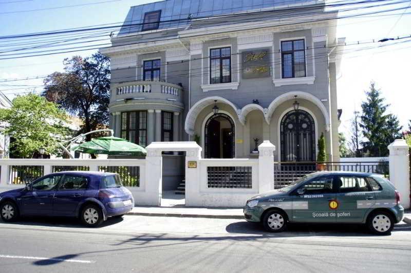 Hotel Angelo D'Oro Ploiesti Luaran gambar