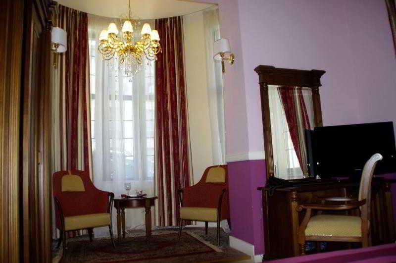 Hotel Angelo D'Oro Ploiesti Luaran gambar