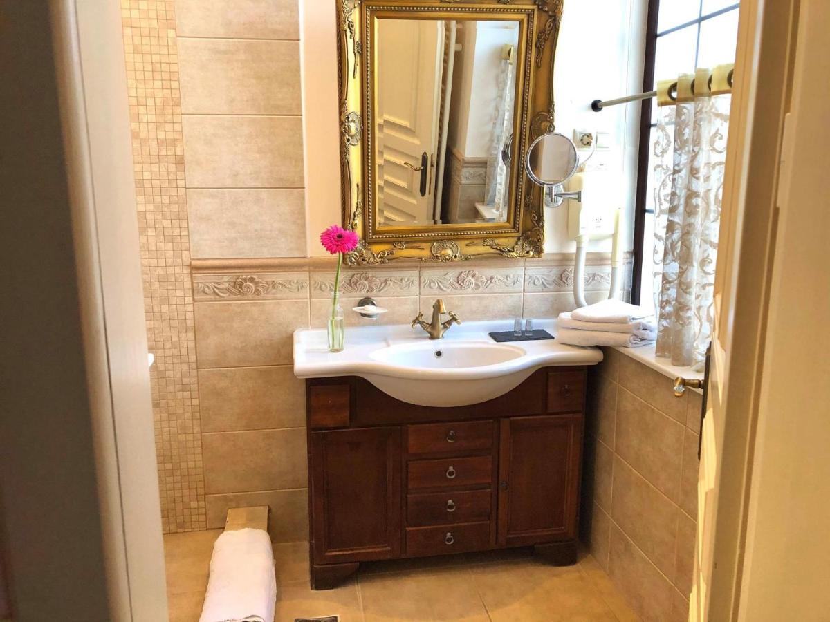 Hotel Angelo D'Oro Ploiesti Luaran gambar