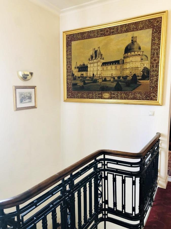 Hotel Angelo D'Oro Ploiesti Luaran gambar
