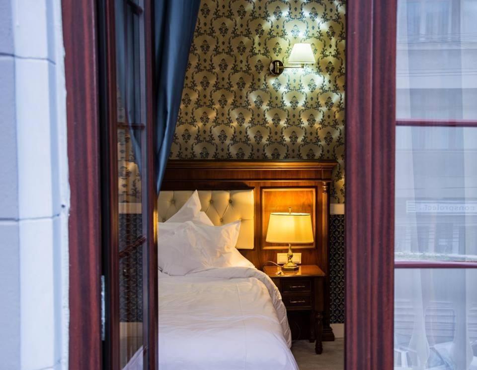 Hotel Angelo D'Oro Ploiesti Luaran gambar